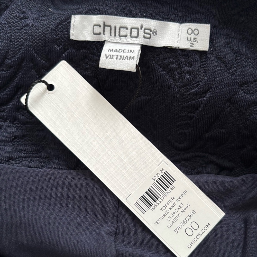 Chico's Navy Textured Long Blazer Jacket - Picture 3 of 7